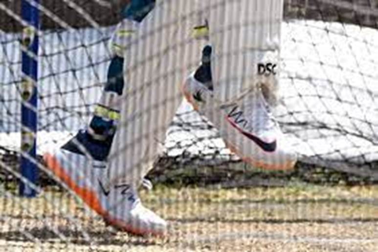 Usman Khawaja's attempt to display a dove logo and an olive branch on his shoes was denied by the ICC | ESPNcricinfo.com