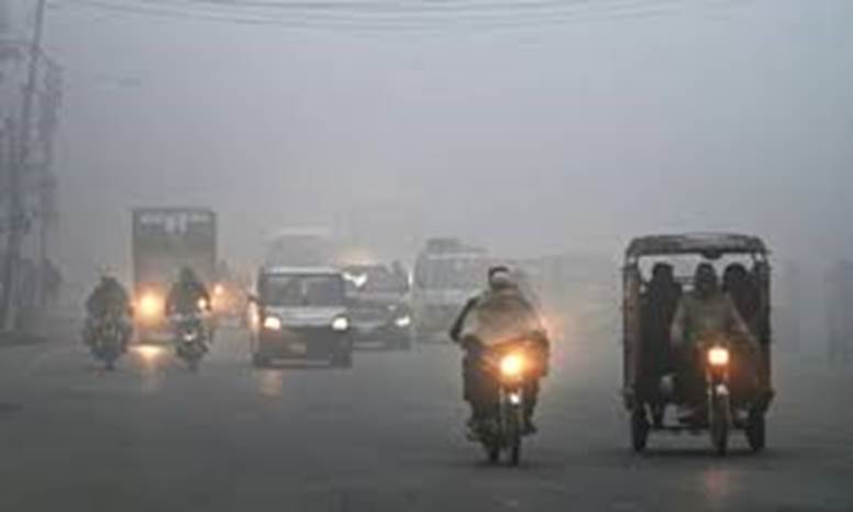 Pakistan uses artificial rain in attempt to cut pollution levels | Air  pollution | The Guardian