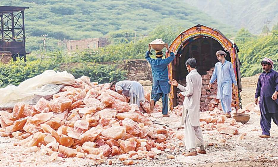 Pakistan has approximately 22.22 billion tonnes of pink salt reserves with a potential earning of $12 billion annually.—Dawn/file