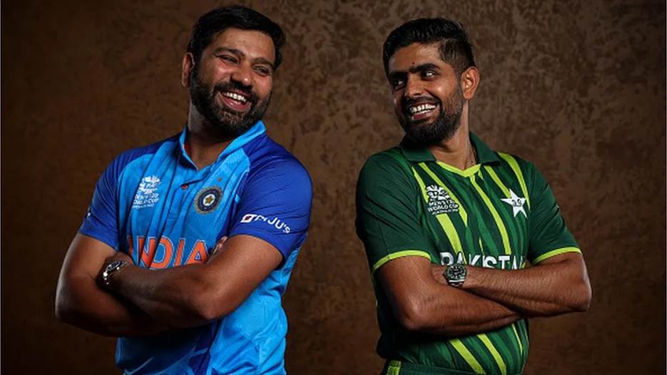 Rohit Sharma (C) of India and Babar Azam (C) of Pakistan poses for a photo ahead of the ICC Men's T20 World Cup on October 15, 2022 in Melbourne, Australia.