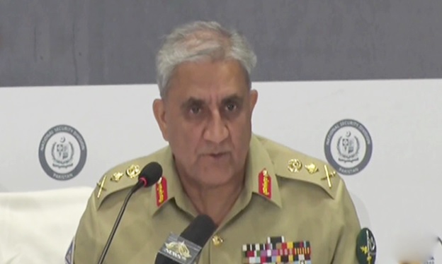 Chief of the Army Staff (COAS) Gen Qamar Bajwa speaks at the Islamabad Security Dialogue on Saturday. — DawnNewsTV