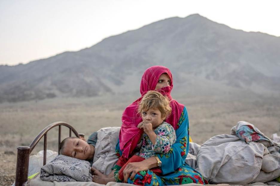 What's wrong?': The silence of Pakistanis on expulsion of Afghan refugees | Refugees News | Al Jazeera