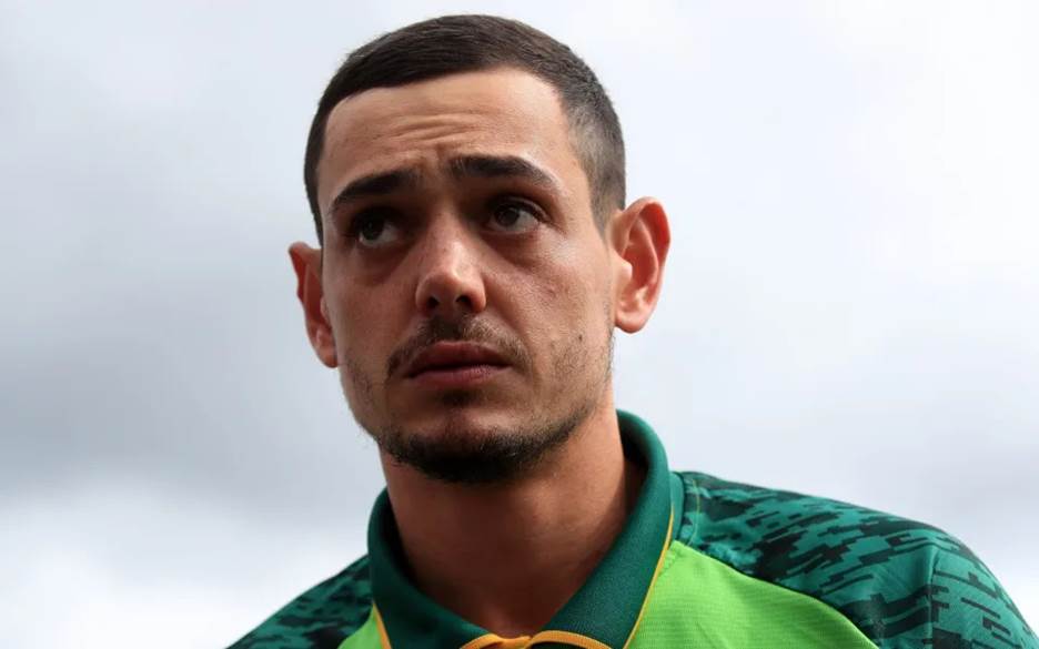 South Africa's Quinton De Kock during the ICC Cricket World Cup group stage match at the Hampshire Bowl, Southampton. Quinton De Kock has had a change of heart on taking the knee after issuing profuse apologies for refusing to do so ahead of South Africa's T20 World Cup game against the West Indies - PA/Adam Davy