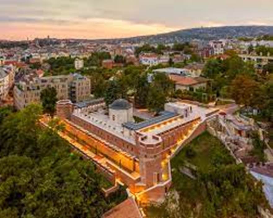 A Focused View of the 16th-Century Tomb of Gul Baba in Ottoman Hungary -  ConnollyCove